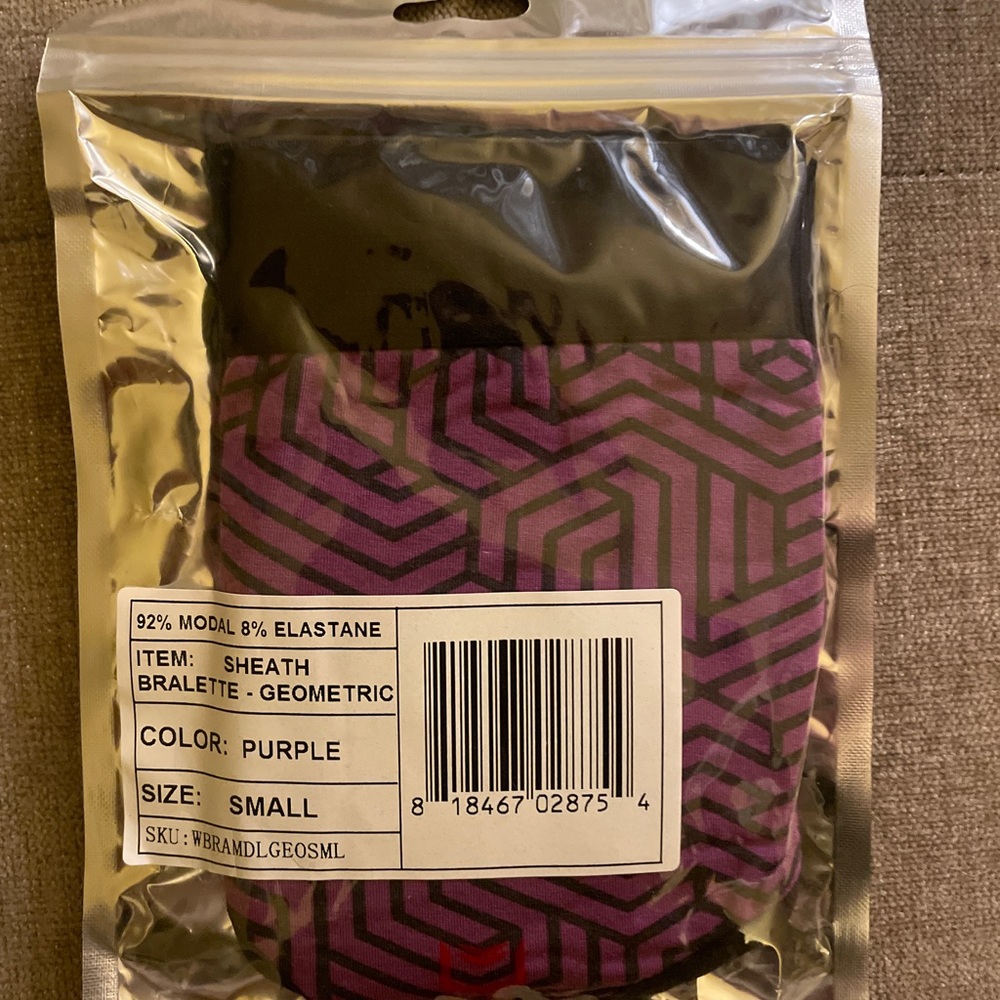 NWT SHEATH PURPLE GEO SPORTS BRALETTE